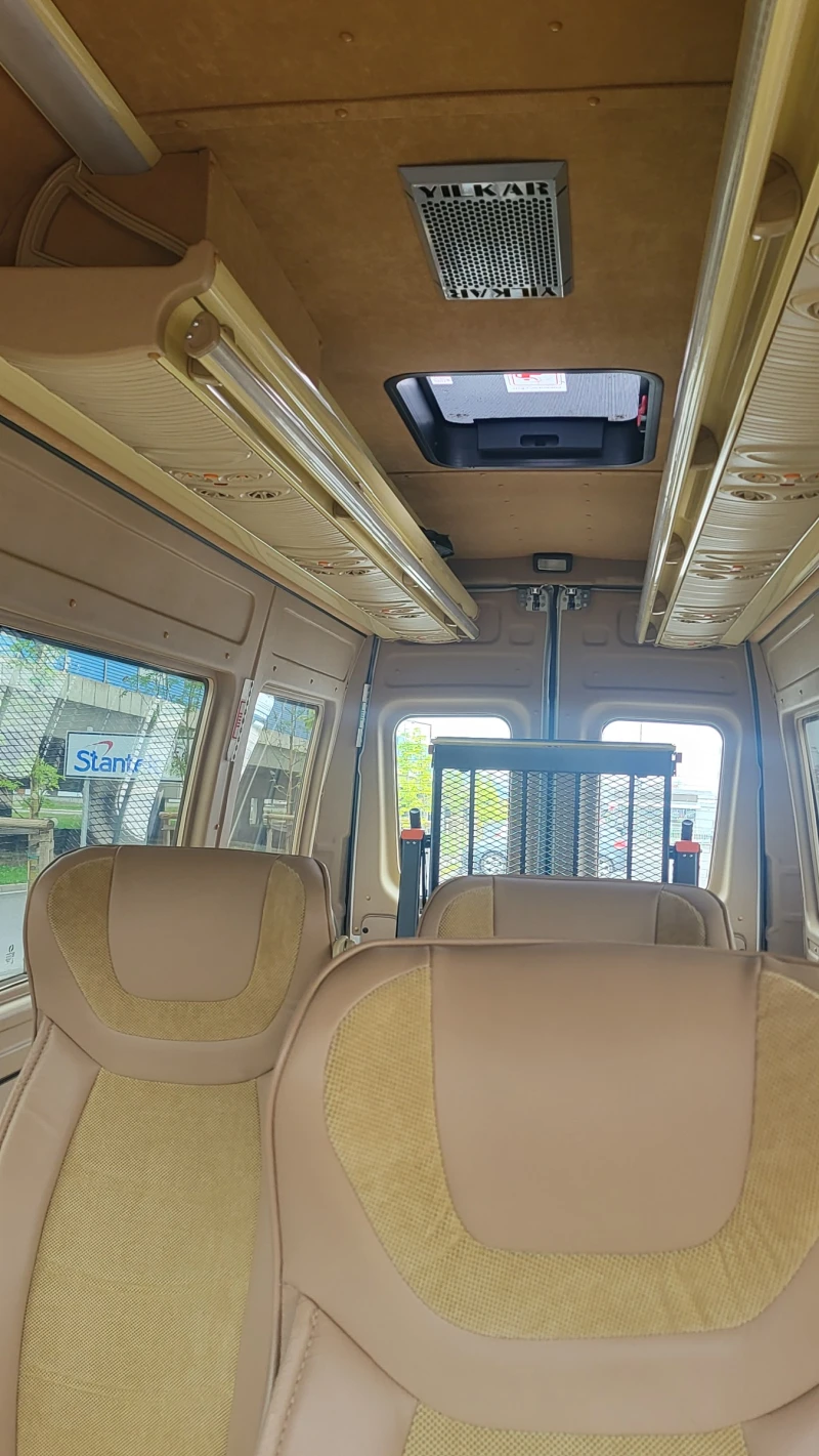 Iveco Daily Daily 35S18 BUS 8+ 1 HI-Matic, инвалидна платформ, снимка 13 - Бусове и автобуси - 53135085