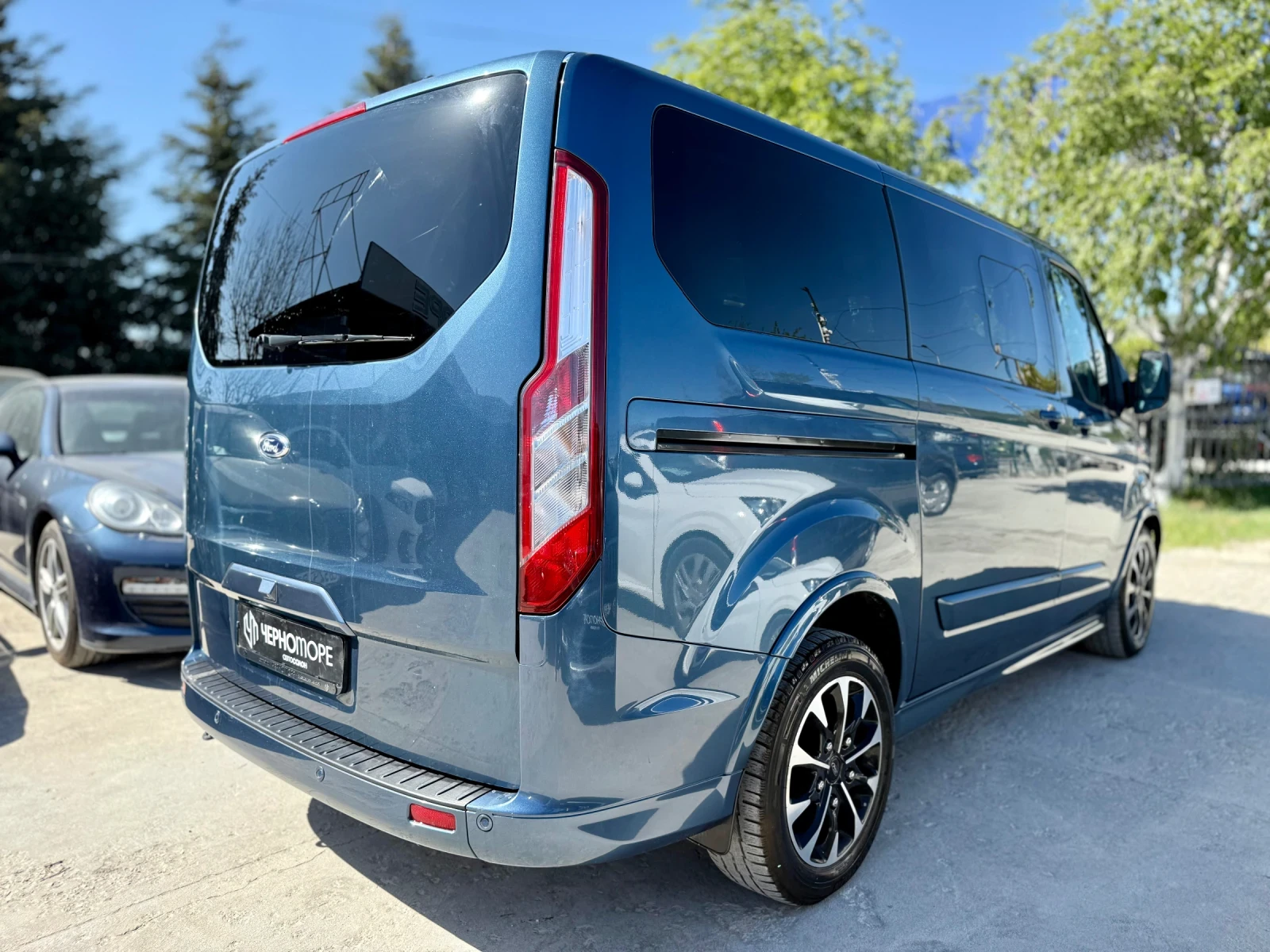 Ford Tourneo Coustom 2.0 TDCI automatic TITANIUM 7+ 1 - изображение 6