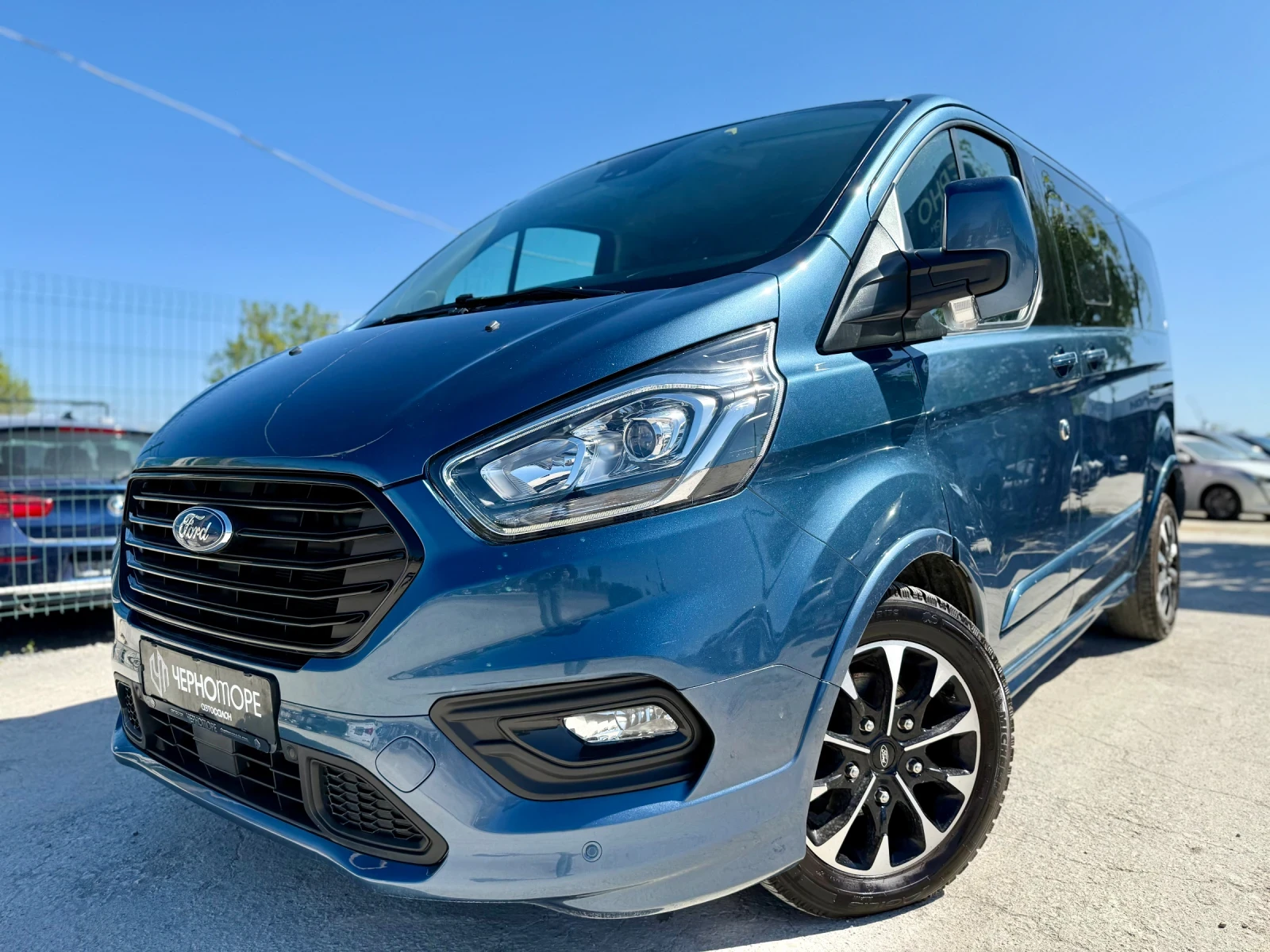 Ford Tourneo Coustom 2.0 TDCI automatic TITANIUM 7+ 1 - изображение 3