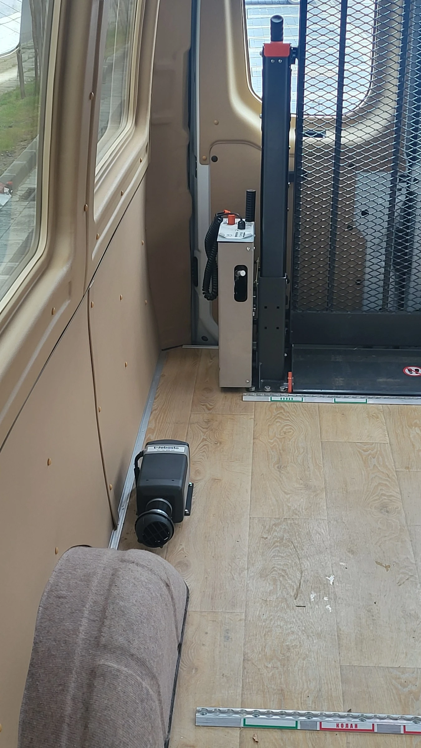 Iveco Daily Daily 35S18 BUS 8+ 1 HI-Matic, ��������� �������� | Mobile.bg � ����������� 15