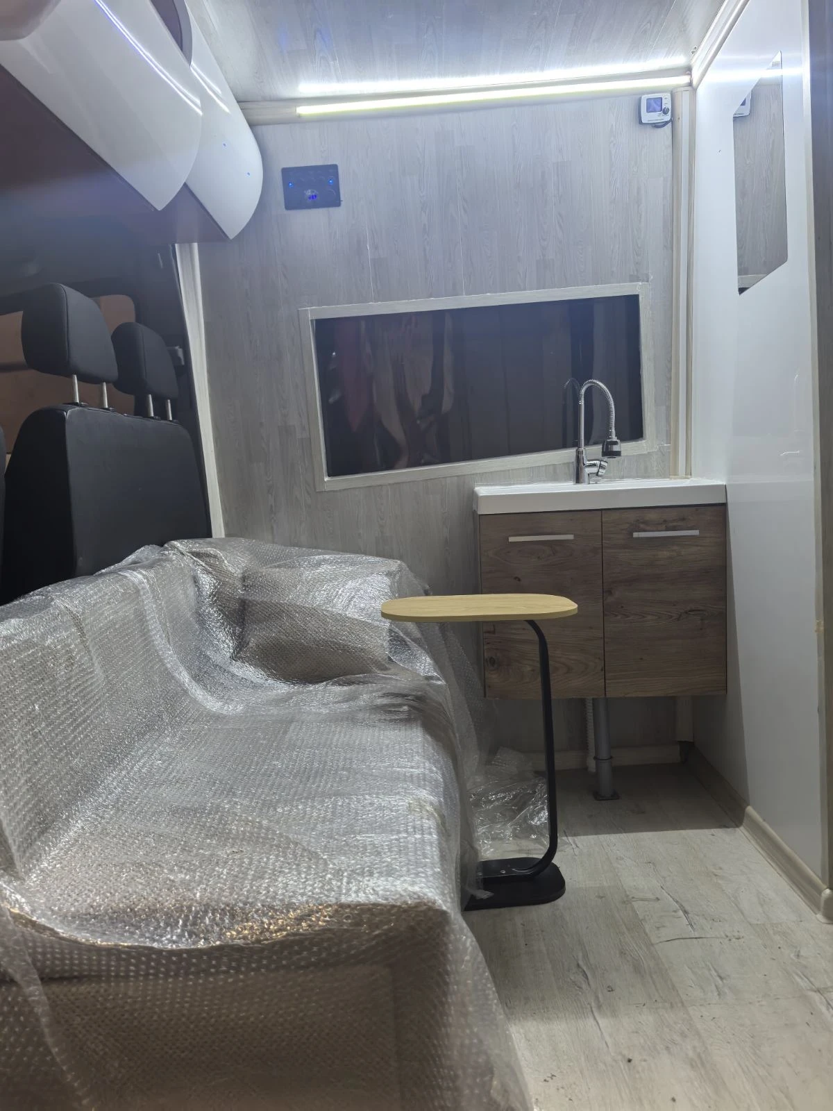 Кемпер Mercedes-Benz Sprinter, снимка 8 - Каравани и кемпери - 55674122