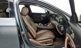 Mercedes-Benz E 220 AVANTGARDE* ПАМЕТ* HEADUP* КАМЕРА* ПОДГРЕВ* КОЖА, снимка 10