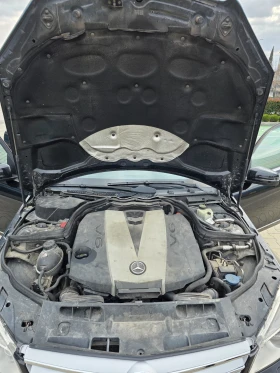 Mercedes-Benz C 320, снимка 9