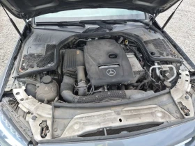 Mercedes-Benz C 300 АМГ Пакет/CARFAX/Панорама/Подгрев/Памет, снимка 17