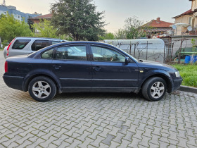 VW Passat, снимка 13 - Автомобили и джипове - 45011051