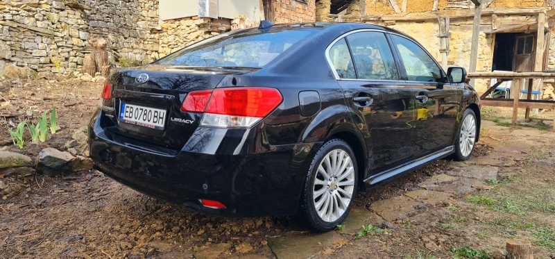 Subaru Legacy Газ, снимка 10 - Автомобили и джипове - 47609371