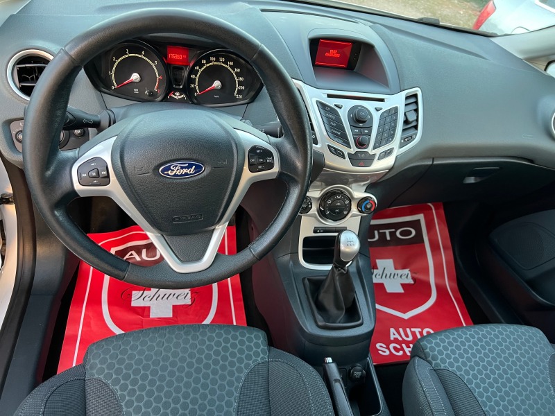 Ford Fiesta 1.6 i SPORT, снимка 6 - Автомобили и джипове - 46158690