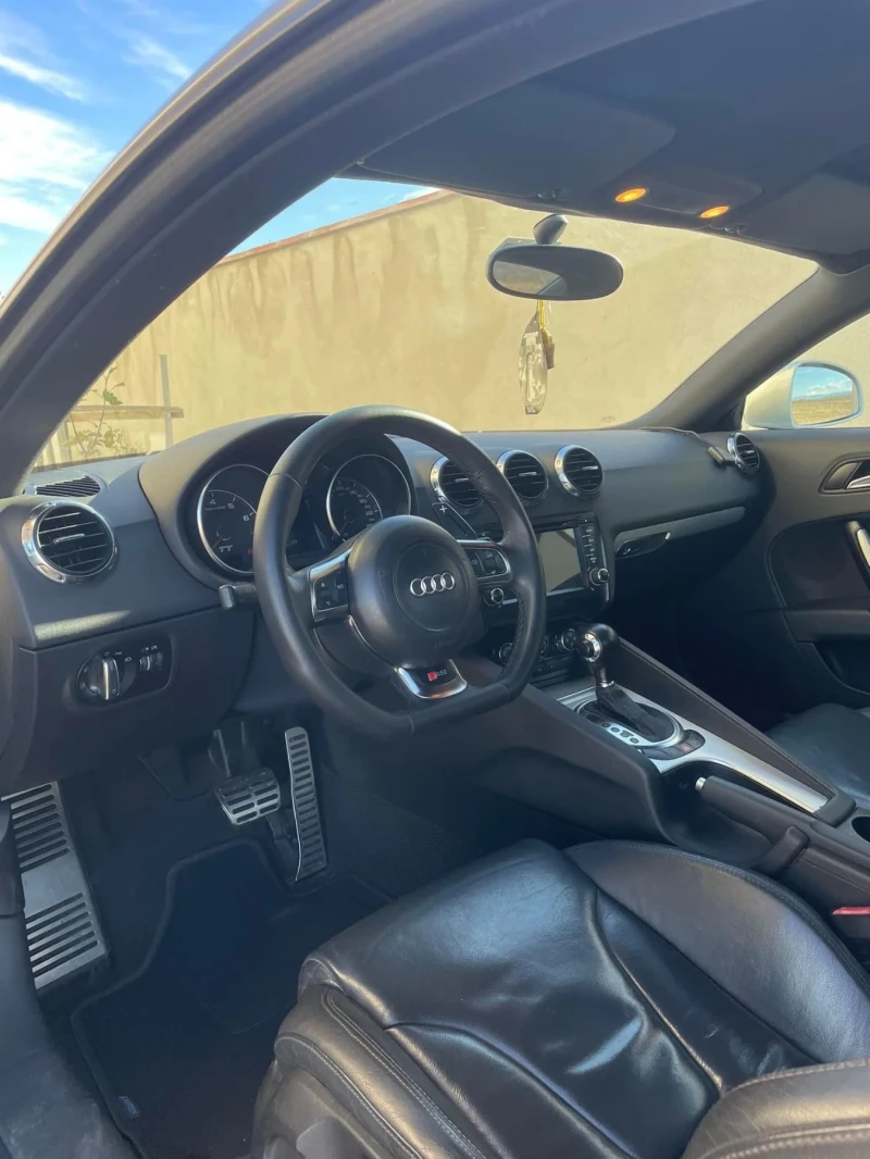 Audi Tt 2.0 TFSI DSG 270hp, снимка 8 - Автомобили и джипове - 47301897