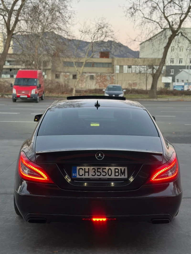 Mercedes-Benz CLS 350 * ПЕЧКА* FULL LED* KAMERA* DISTRONIC* LINE ASSIST*, снимка 5 - Автомобили и джипове - 49497886