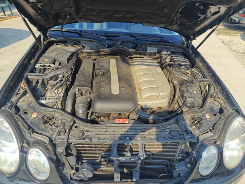 Mercedes-Benz E 320 CDI, редови мотор, снимка 14 - Автомобили и джипове - 50632660