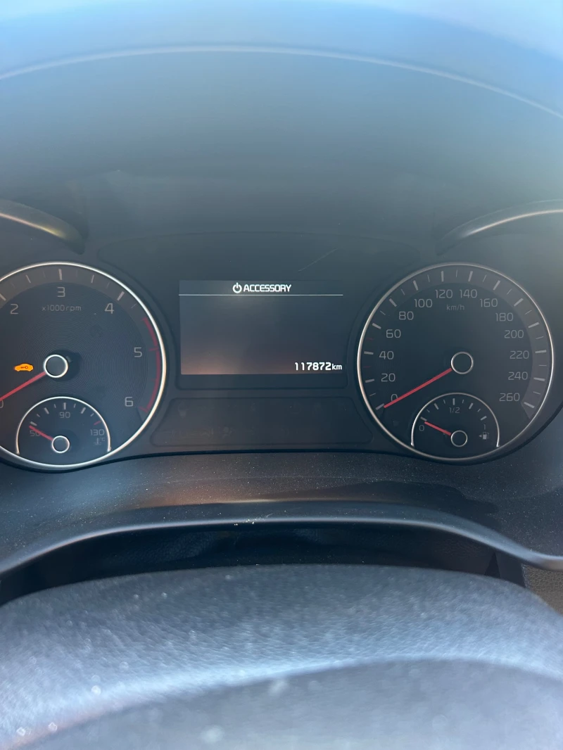 Kia Optima 1.6CRDI, снимка 7 - Автомобили и джипове - 51813289