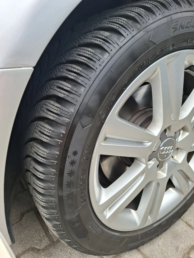 Audi A4, снимка 9 - Автомобили и джипове - 52310082