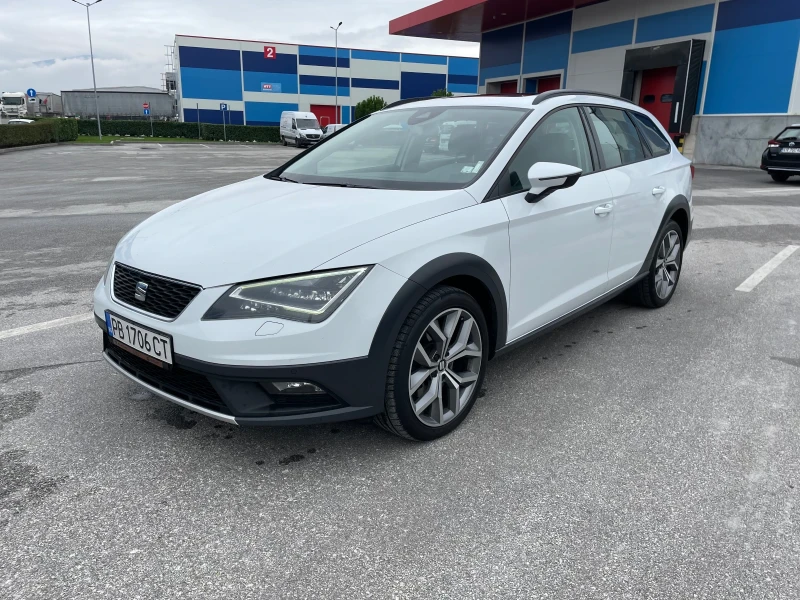 Seat Leon 2.0TDI X-PERIENCE* 4.4, снимка 2 - Автомобили и джипове - 52311748