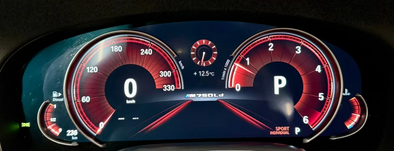 BMW 740 Long* Sky Lounge* M Paket* Leasing , снимка 11 - Автомобили и джипове - 52741173