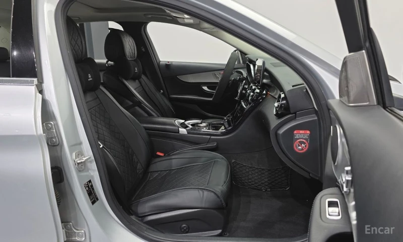 Mercedes-Benz C 220, снимка 11 - Автомобили и джипове - 52962189