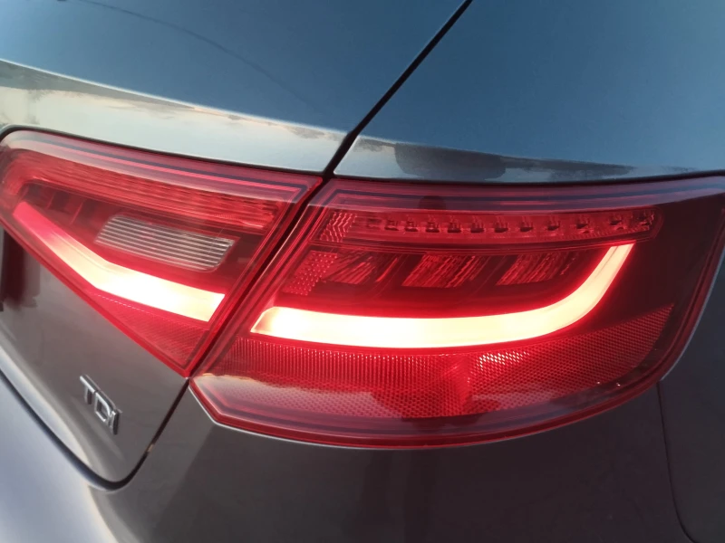 Audi A3 1.6TDI АВТОМАТ КОЖА НАВИ , снимка 11 - Автомобили и джипове - 53129023