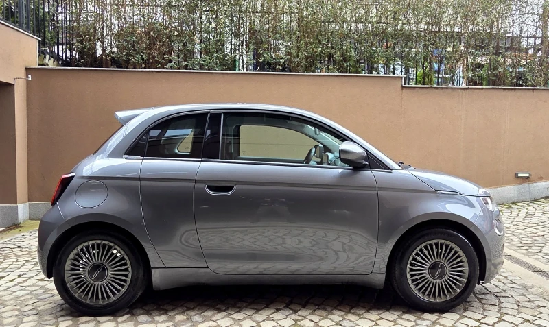 Fiat 500e 42KWh/12000KM/ГАРАНЦИОНЕН, снимка 2 - Автомобили и джипове - 53380909