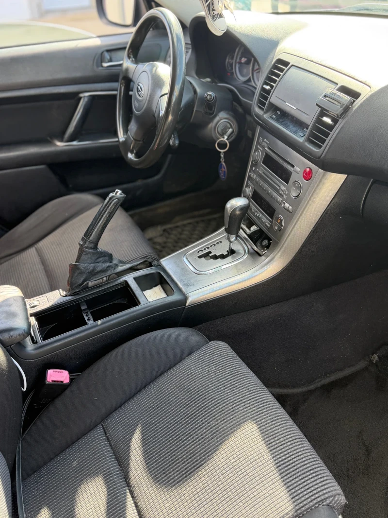 Subaru Outback, снимка 7 - Автомобили и джипове - 53572169