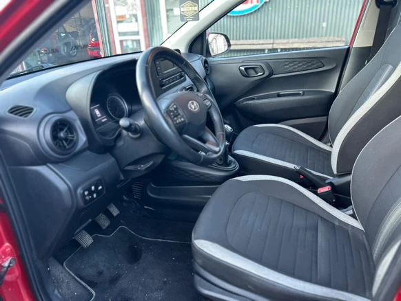 Hyundai I10 1.2i Първи Собственик, снимка 7 - Автомобили и джипове - 48907646