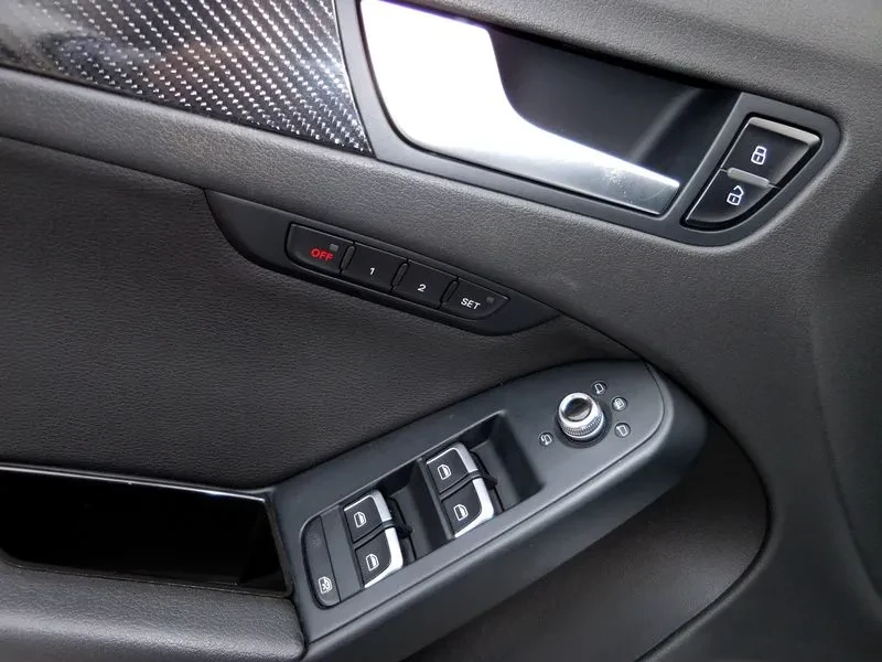 Audi A5 2.0 Tdi Quattro Sportback, снимка 12 - Автомобили и джипове - 55883364