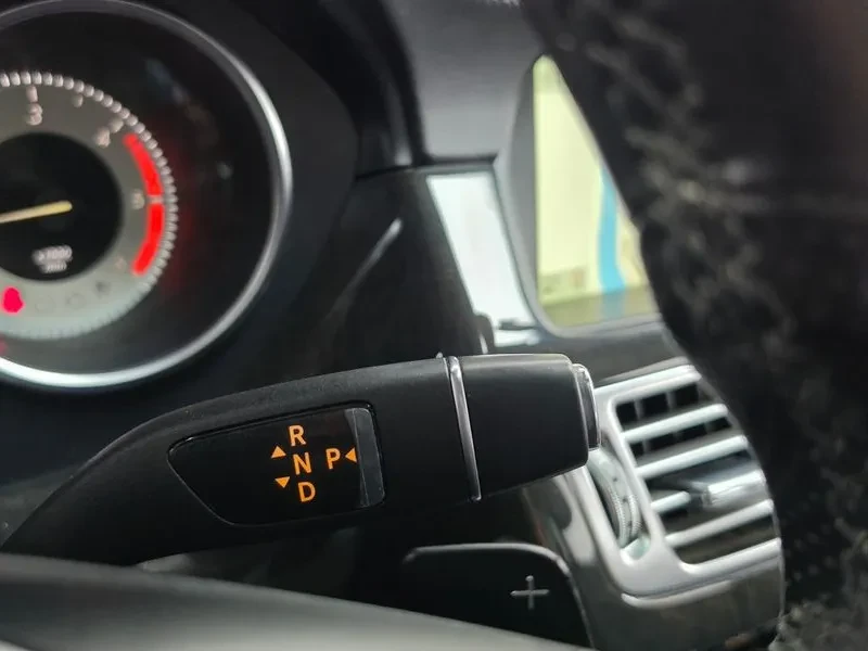 Mercedes-Benz CLS 250 W218 Cdi, снимка 9 - Автомобили и джипове - 55939751