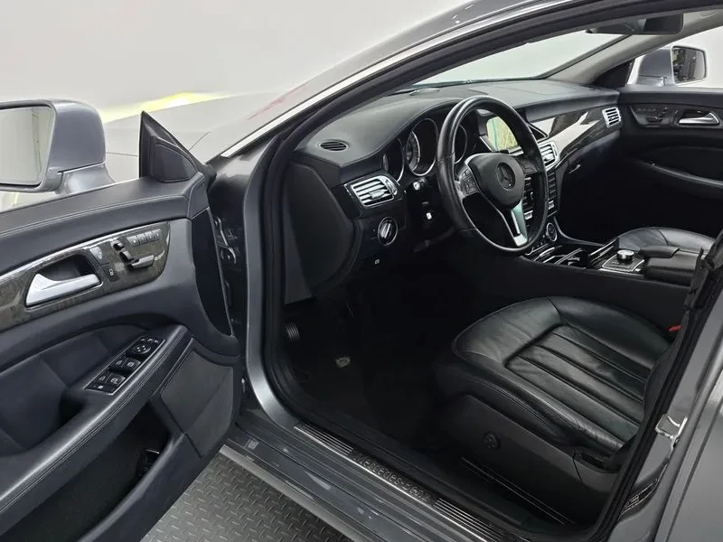 Mercedes-Benz CLS 250 W218 Cdi, снимка 10 - Автомобили и джипове - 55939751