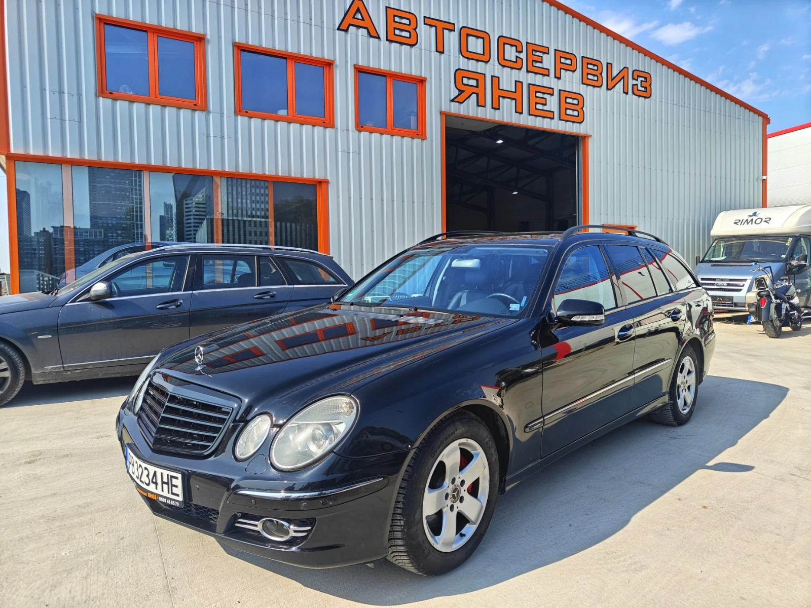 Mercedes-Benz E 320 CDI, редови мотор, снимка 1