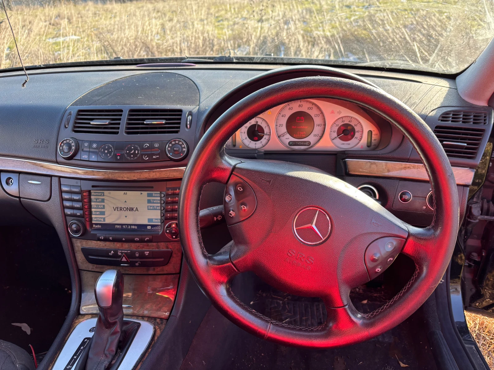 Mercedes-Benz E 320, снимка 1