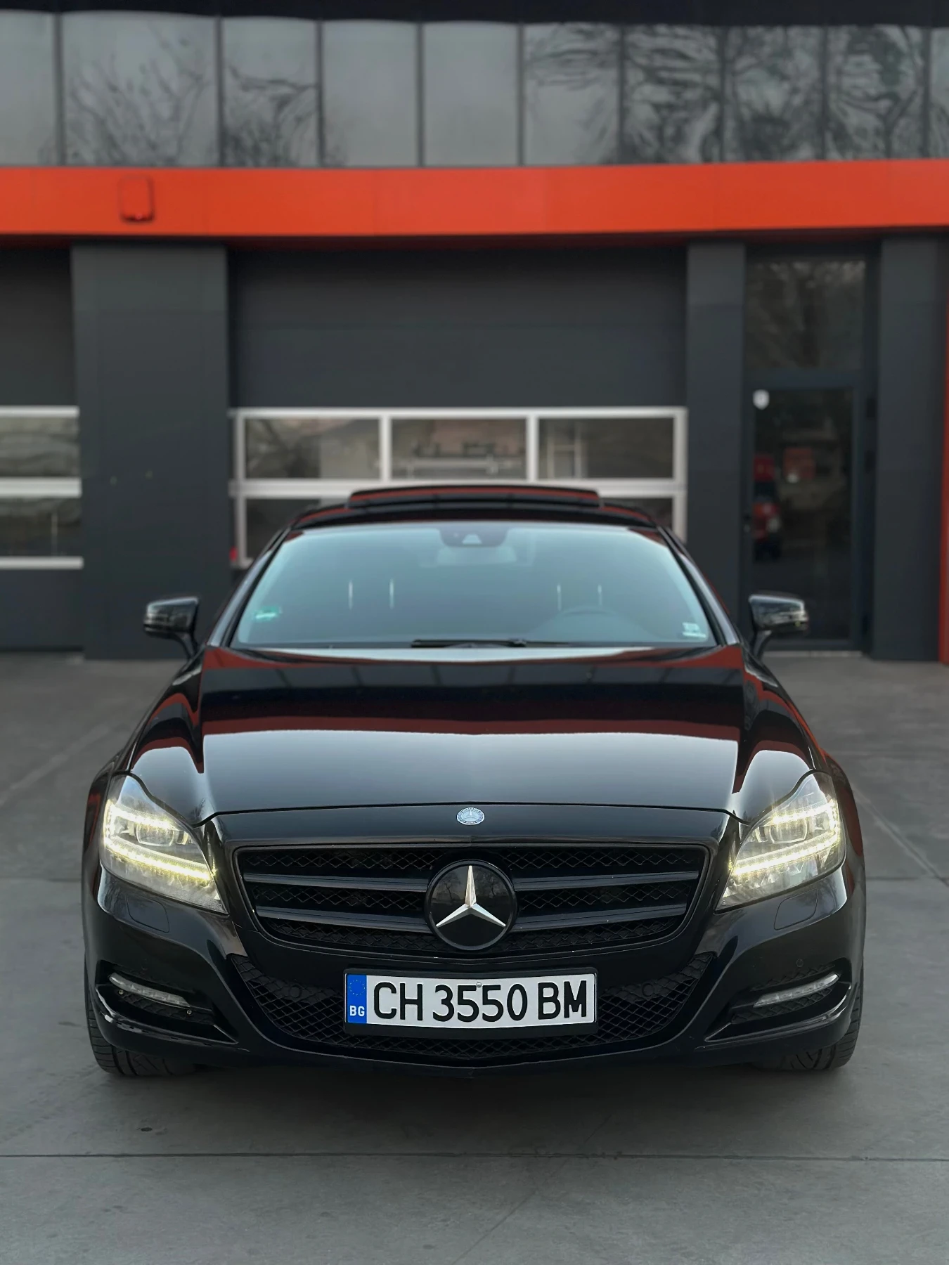 Mercedes-Benz CLS 350 * ПЕЧКА* FULL LED* KAMERA* DISTRONIC* LINE ASSIST* - [1] 