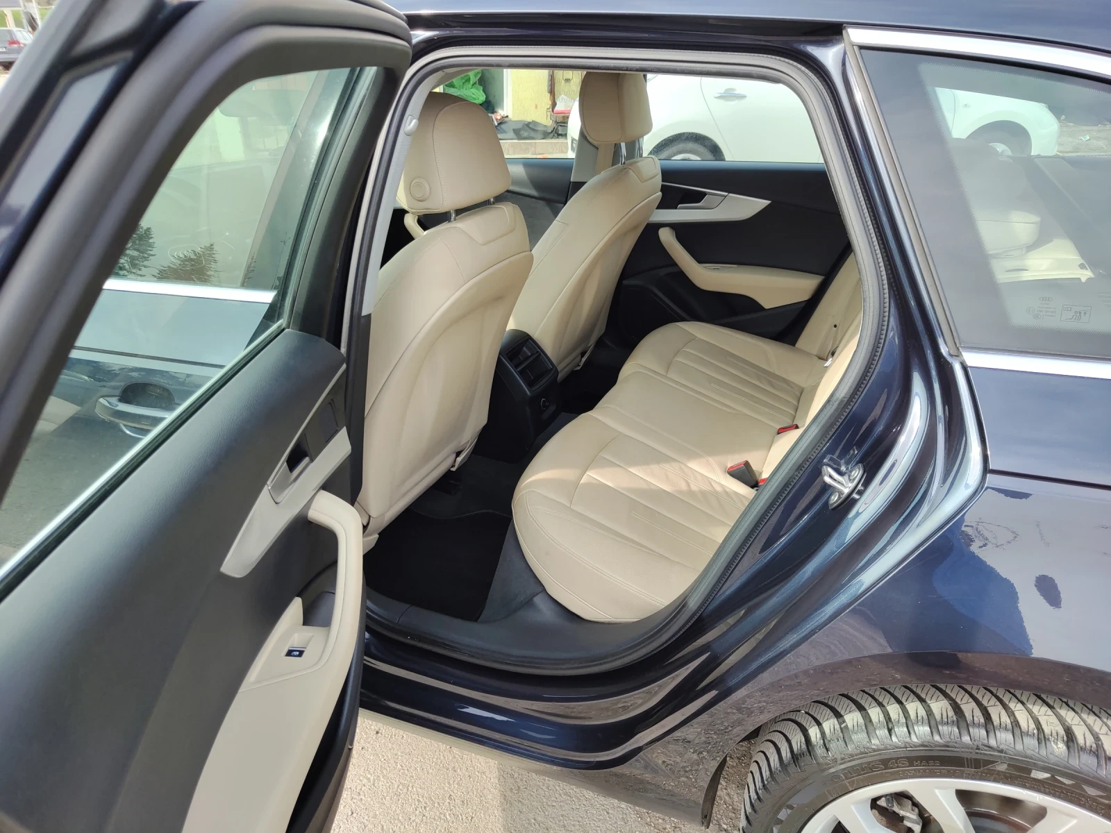 Audi A4 | Mobile.bg   12