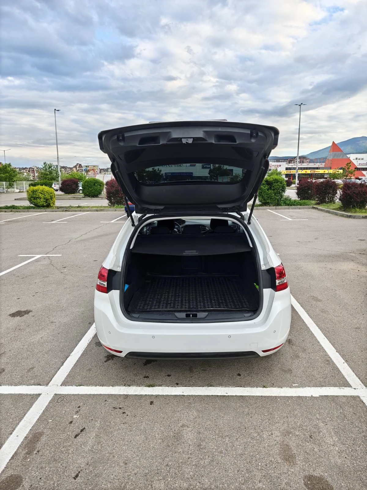 Peugeot 308 BlueHDI - изображение 8