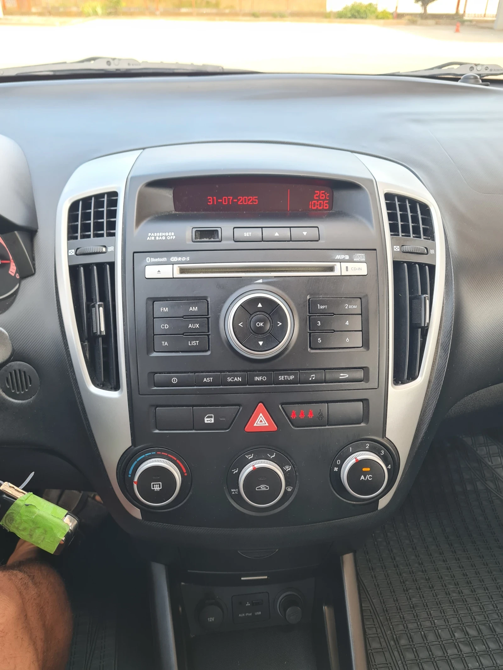 Kia Ceed 1.6куб.90к.с. 2012г.  - изображение 8
