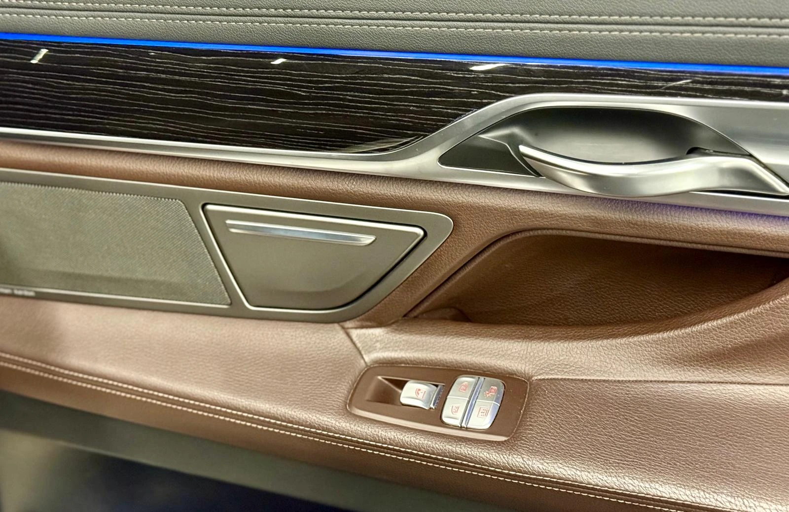 BMW 740 xDrive* Long* Sky Lounge* M Paket*  | Mobile.bg   14