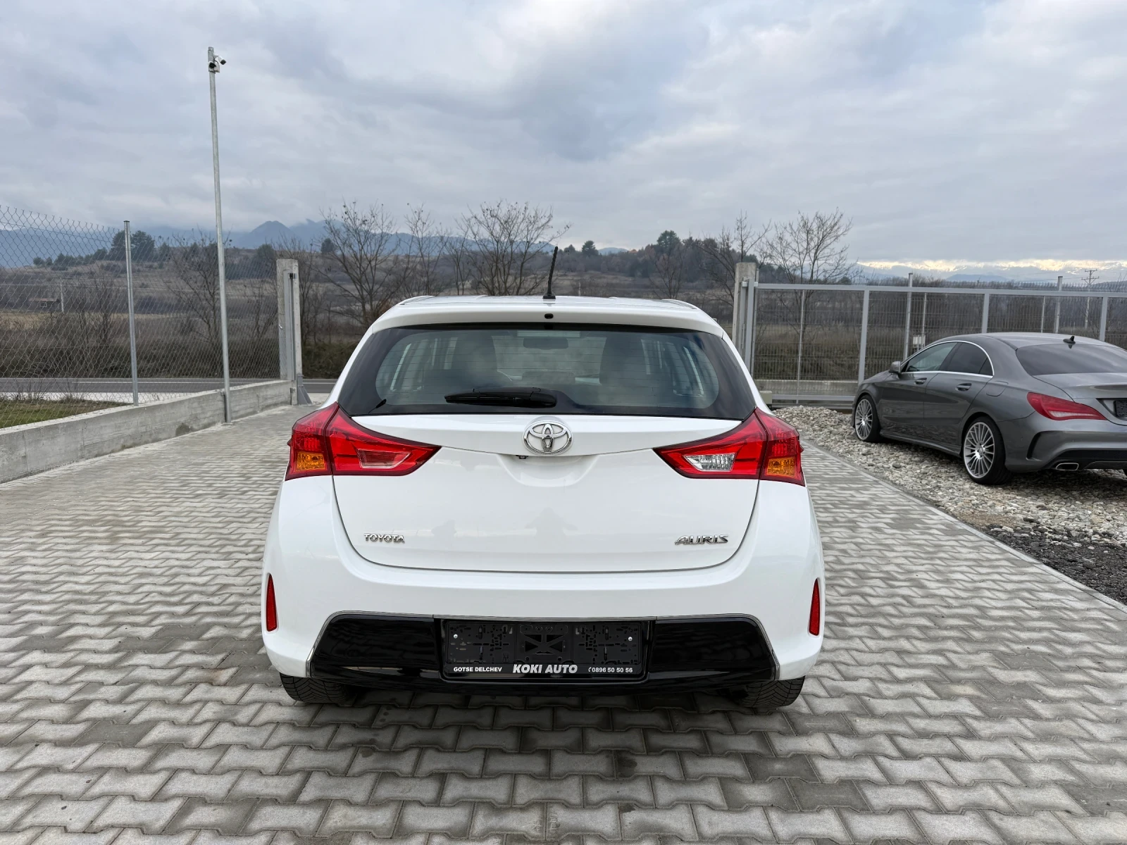 Toyota Auris 1.4D4D - изображение 5