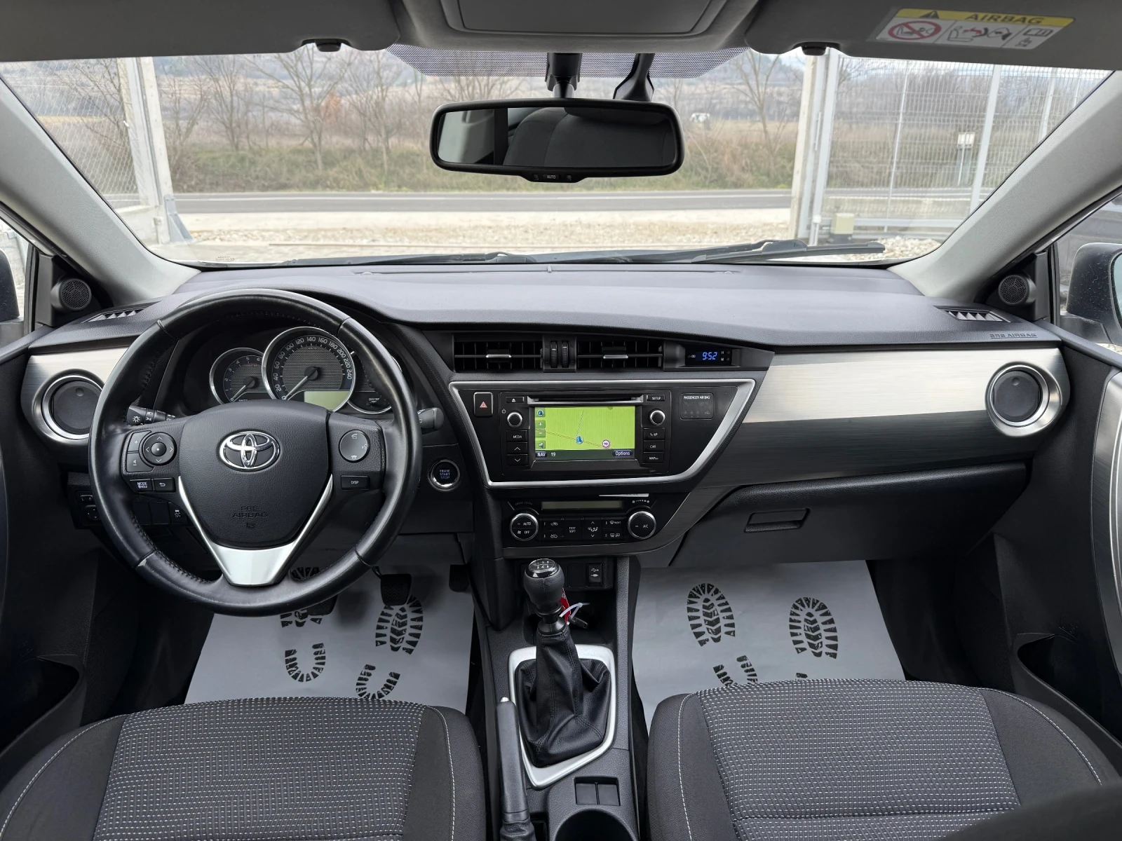 Toyota Auris 1.4D4D | Mobile.bg � ����������� 14
