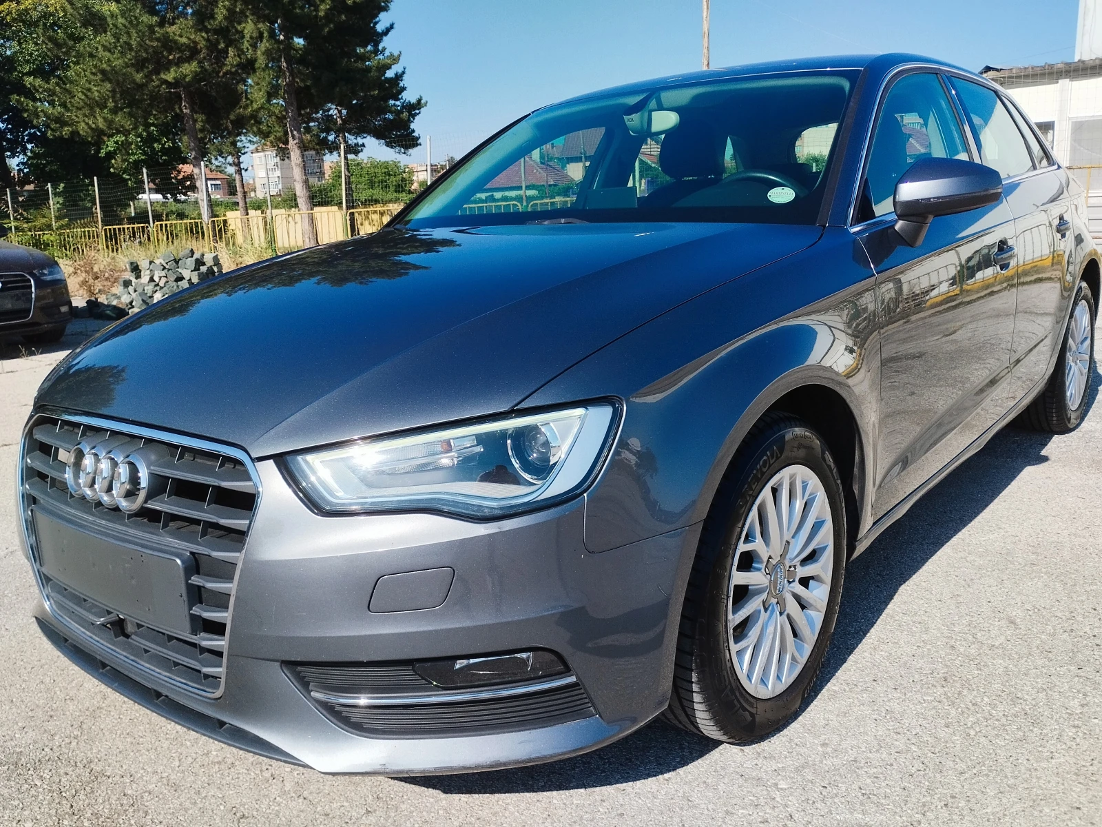 Audi A3 1.6TDI АВТОМАТ КОЖА НАВИ , снимка 3 - Автомобили и джипове - 55536630