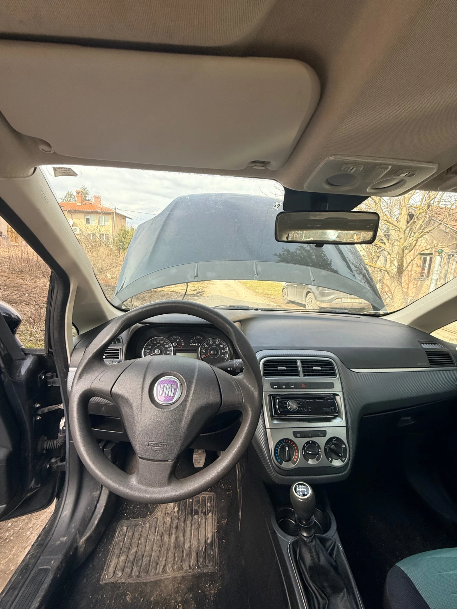 Fiat Punto 1.4 i - изображение 8