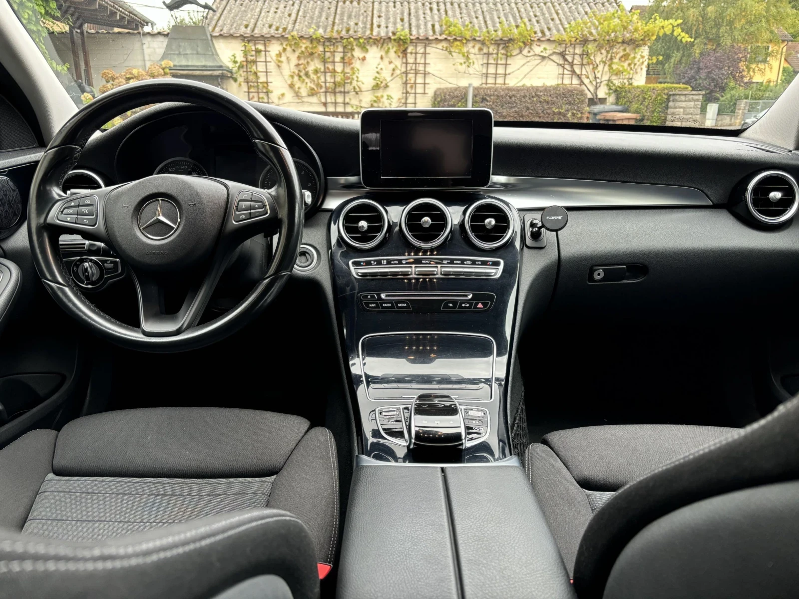 Mercedes-Benz C 220 W205, снимка 10 - Автомобили и джипове - 54022393