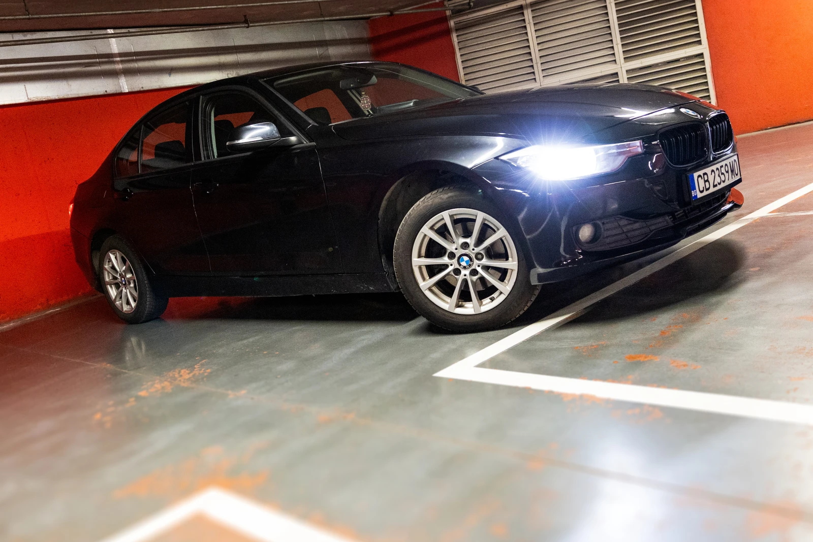 BMW 318, снимка 13 - Автомобили и джипове - 54083659