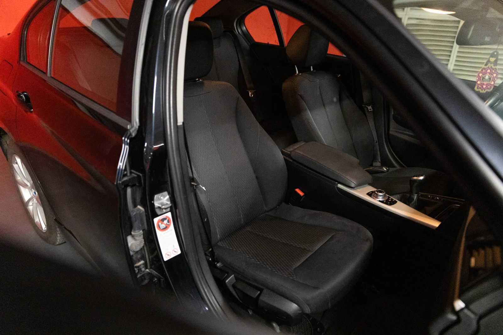 BMW 318, снимка 10 - Автомобили и джипове - 54083659