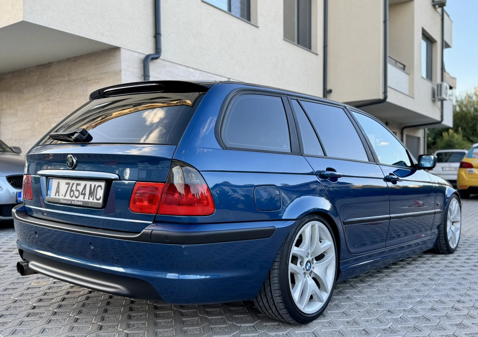 BMW 330 330, снимка 3 - Автомобили и джипове - 54158628