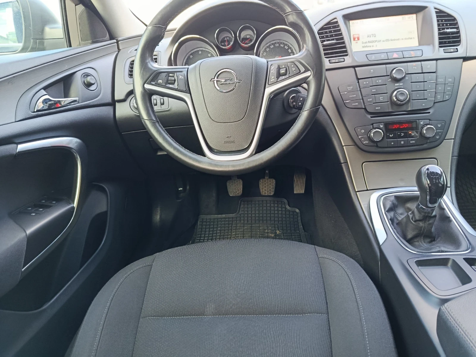 Opel Insignia 2.0 дизел 131к., снимка 14 - Автомобили и джипове - 54294587