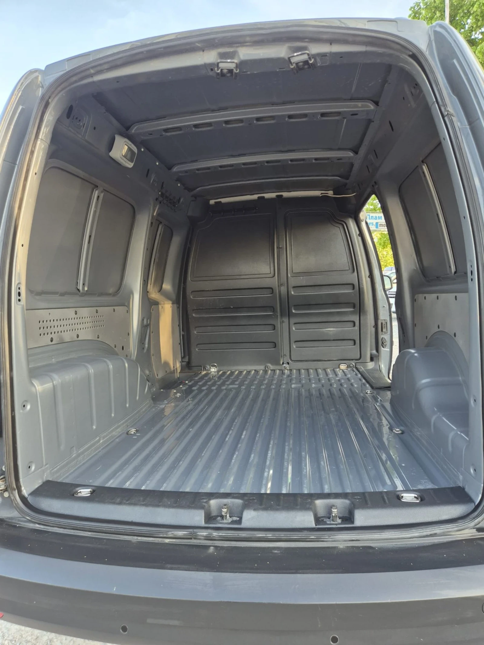 VW Caddy 2, 0TDI-4x4-MAXI, снимка 11 - Автомобили и джипове - 54353738