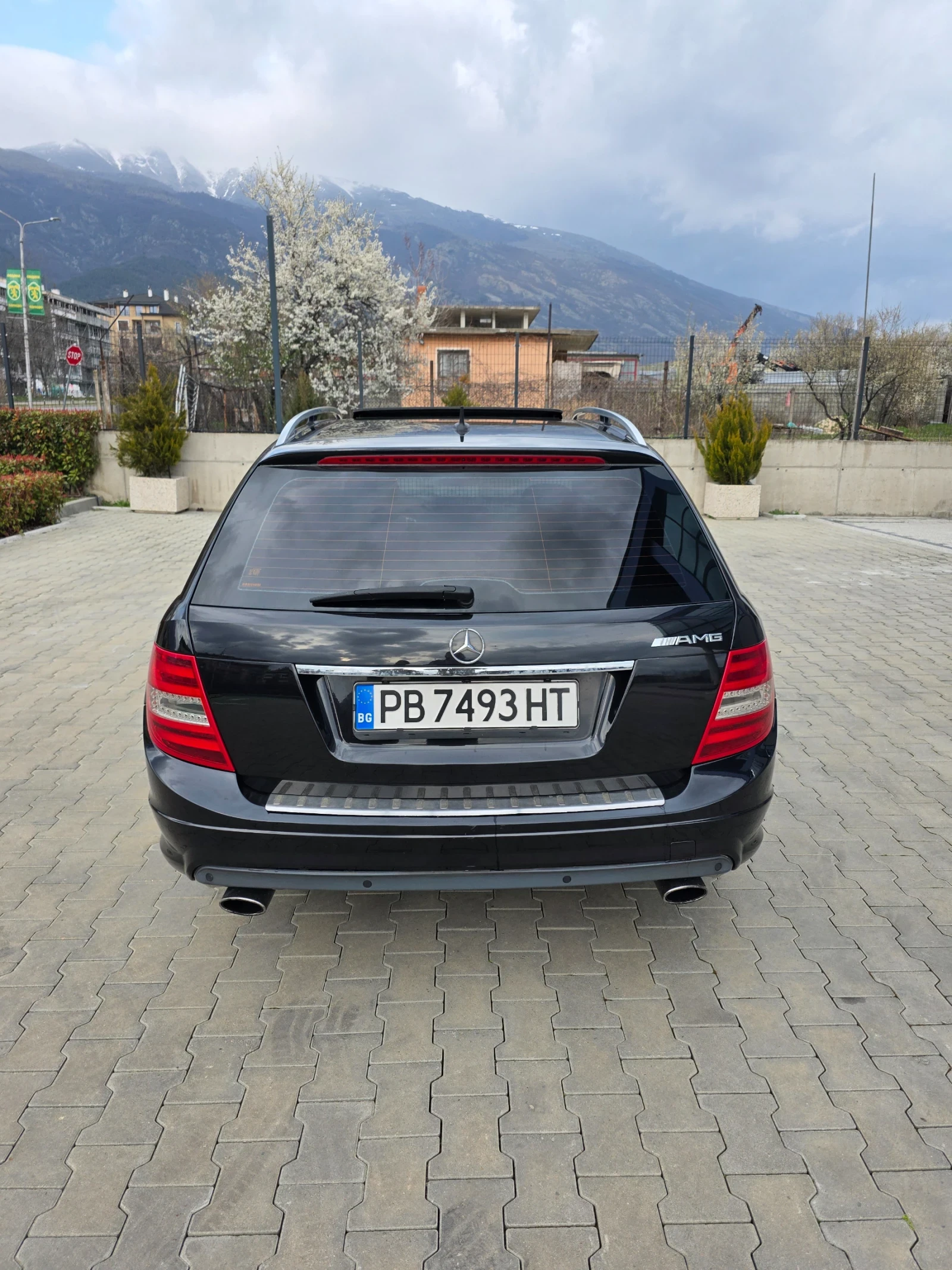 Mercedes-Benz C 320, снимка 2 - Автомобили и джипове - 54435104