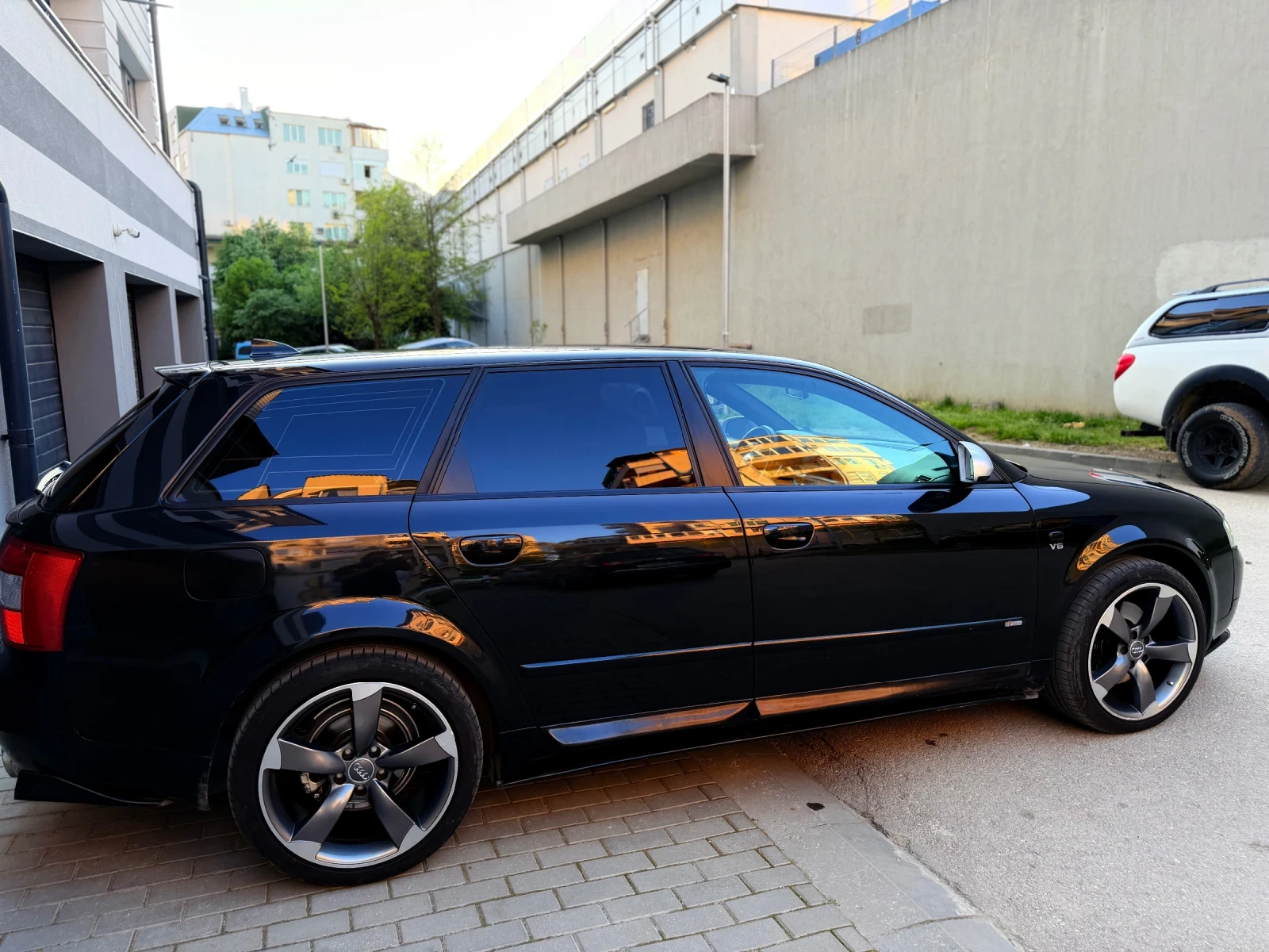 Audi A4 B6, снимка 3 - Автомобили и джипове - 54444873