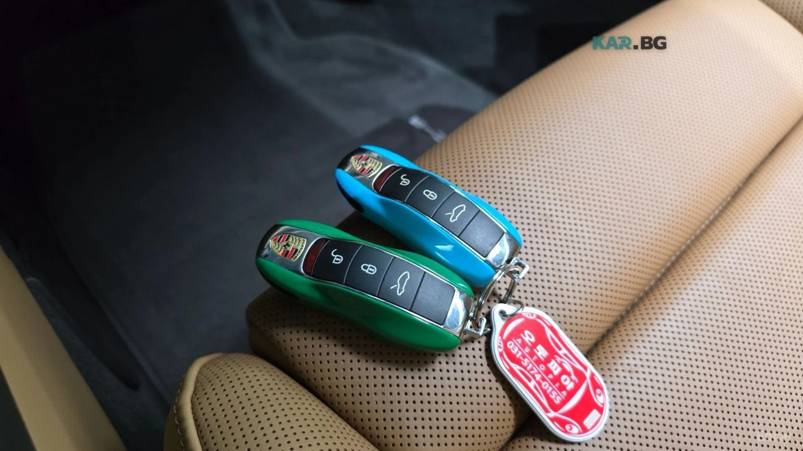 Porsche 911 GTS/PDK/KEYLESS/ОБДУХВНЕ, снимка 17 - Автомобили и джипове - 54860630