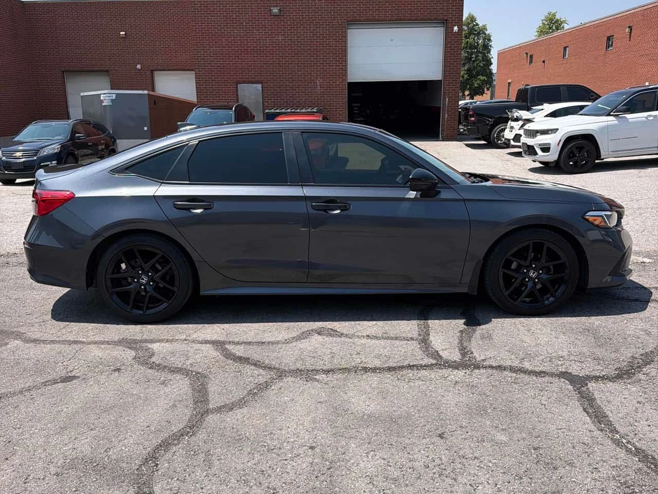 Honda Civic * Sport * CARFAX * 1 СОБСТВЕНИК * АВТОКРЕДИТ * , снимка 3 - Автомобили и джипове - 55279584