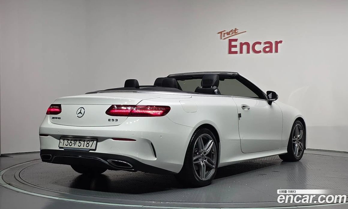 Mercedes-Benz E 220 Cabriolet, снимка 2 - Автомобили и джипове - 55794706