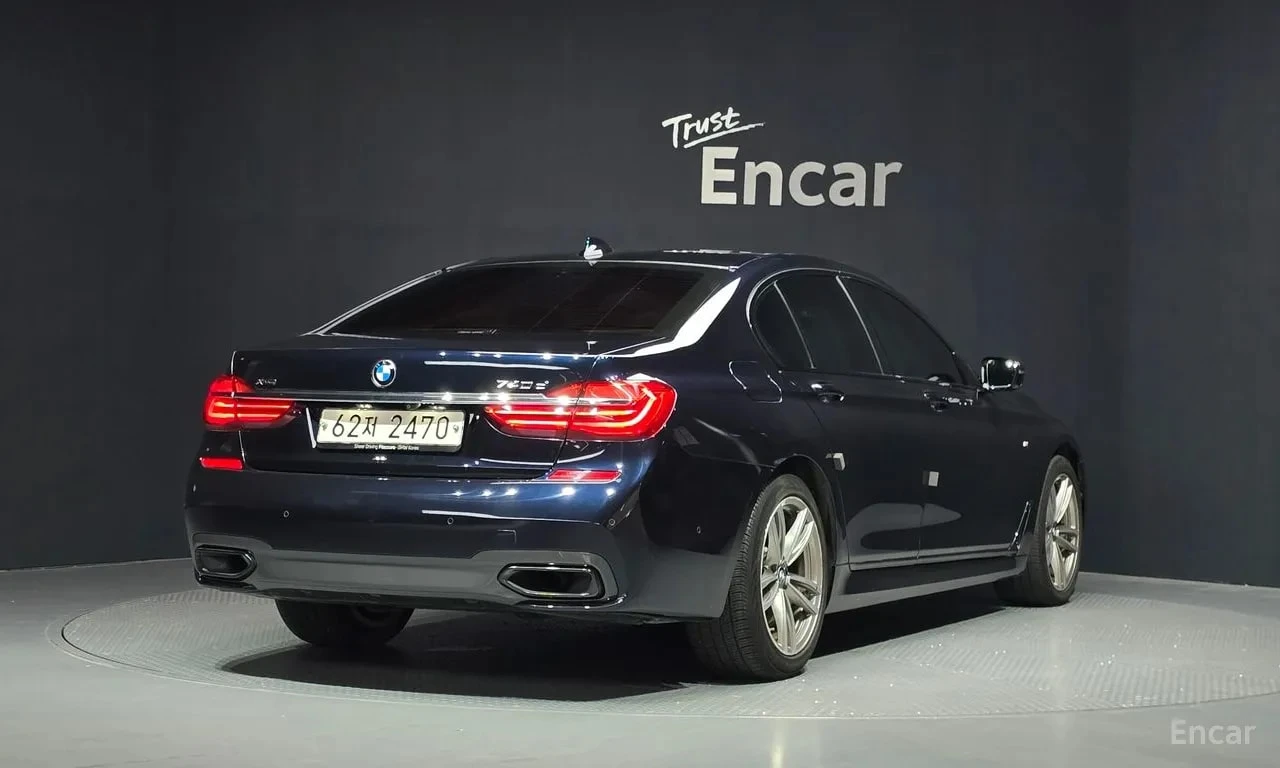 BMW 740 XDRIVE * M SPORT* МАСАЖИ* ДИСТРОНИК* 360 КАМЕРА* , снимка 2 - Автомобили и джипове - 55991058