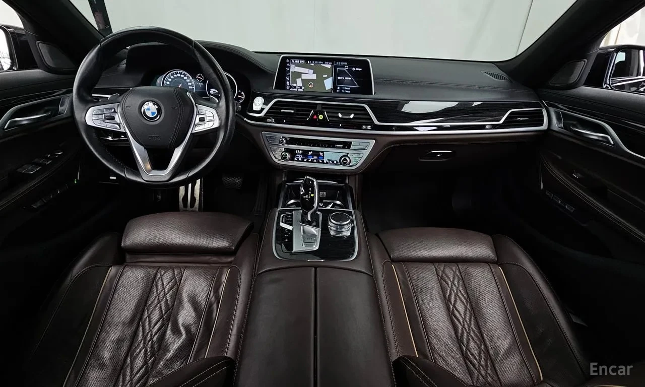 BMW 740 XDRIVE * M SPORT* МАСАЖИ* ДИСТРОНИК* 360 КАМЕРА* , снимка 6 - Автомобили и джипове - 55991058